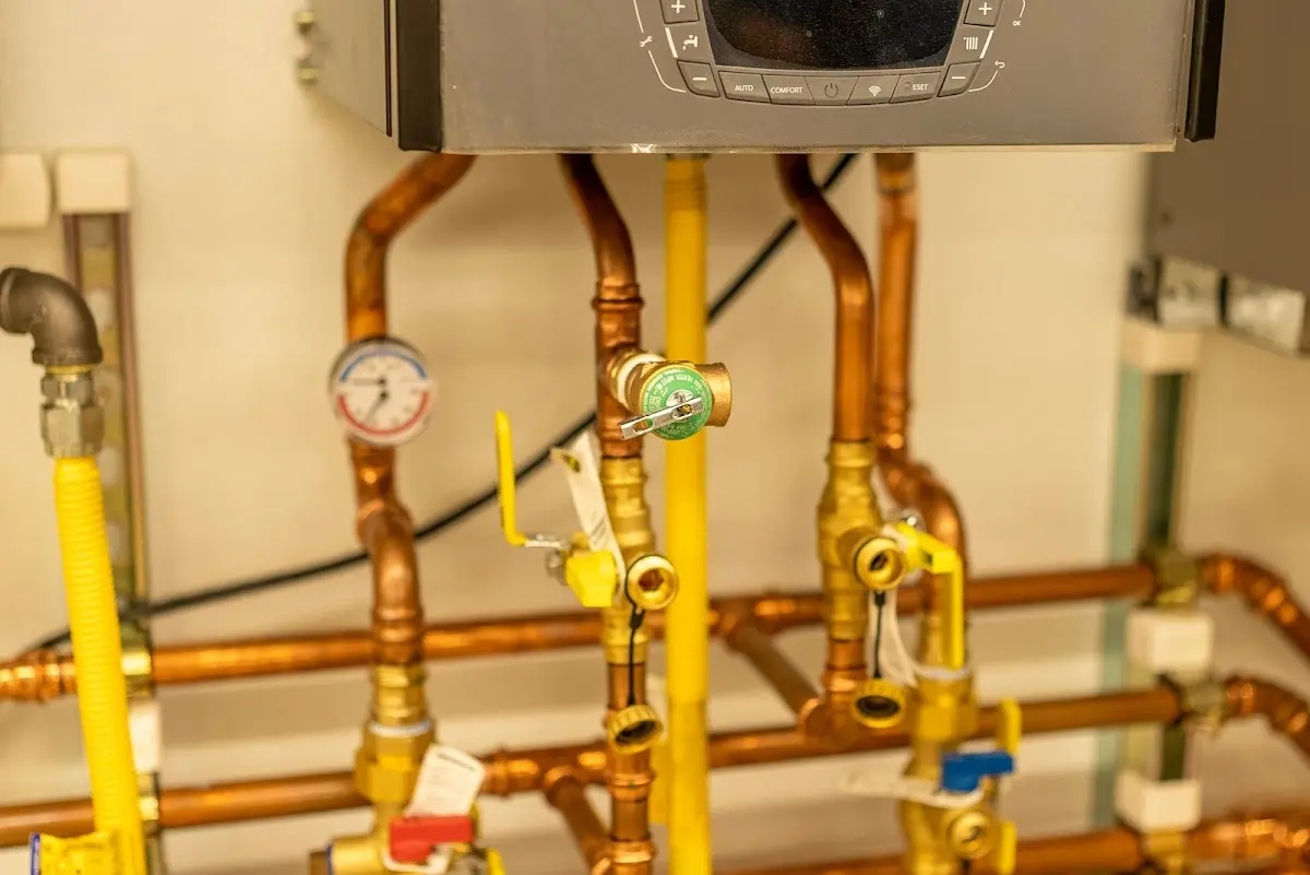 Licensed technician providing Slab Leak Repair for a homeowner in Mesquite